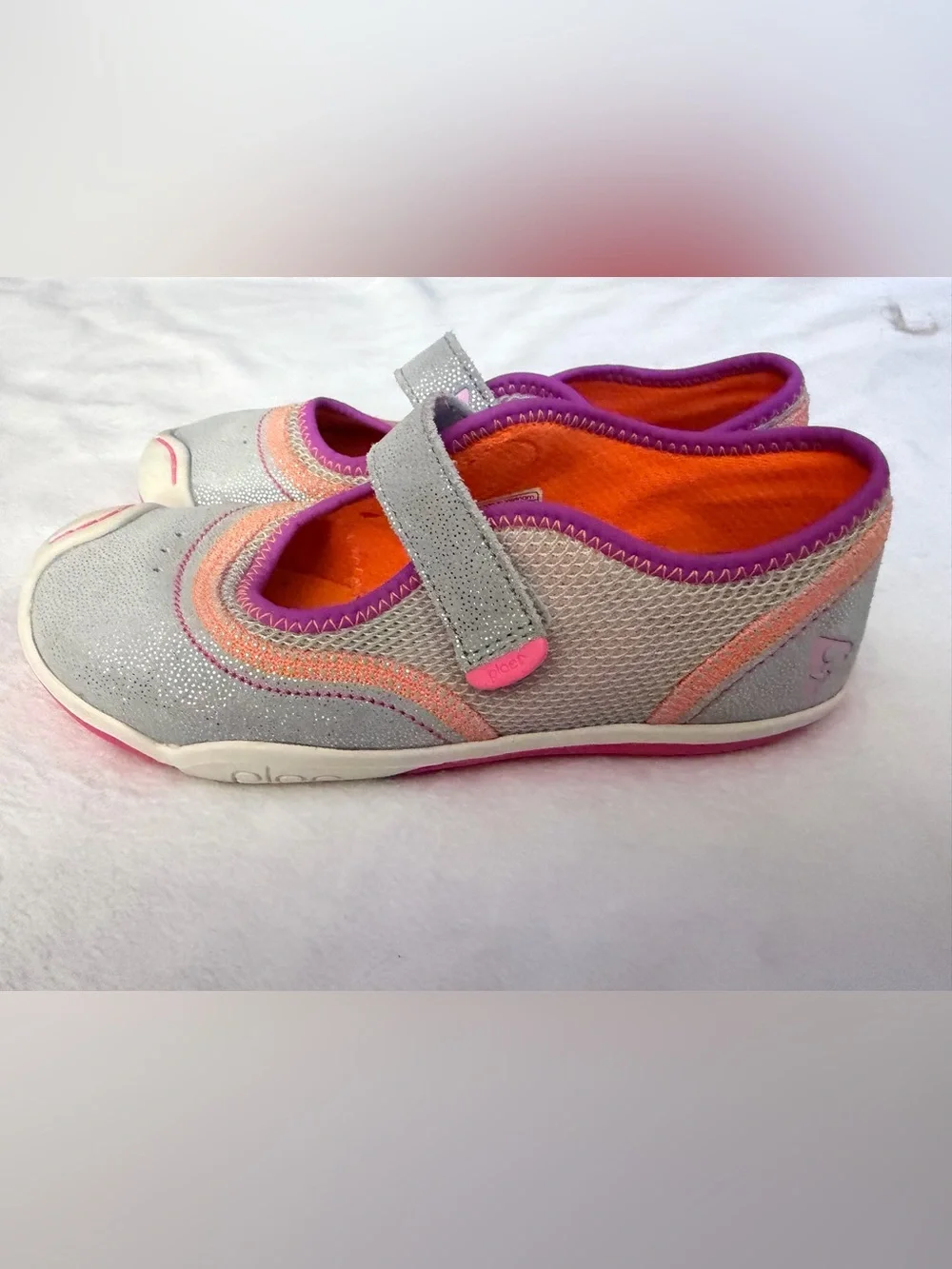 PLAE Emme Pink and Grey Mary Jane Youth Size 2 Worn twice.